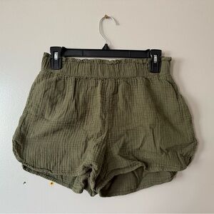 Universal Thread Green Shorts